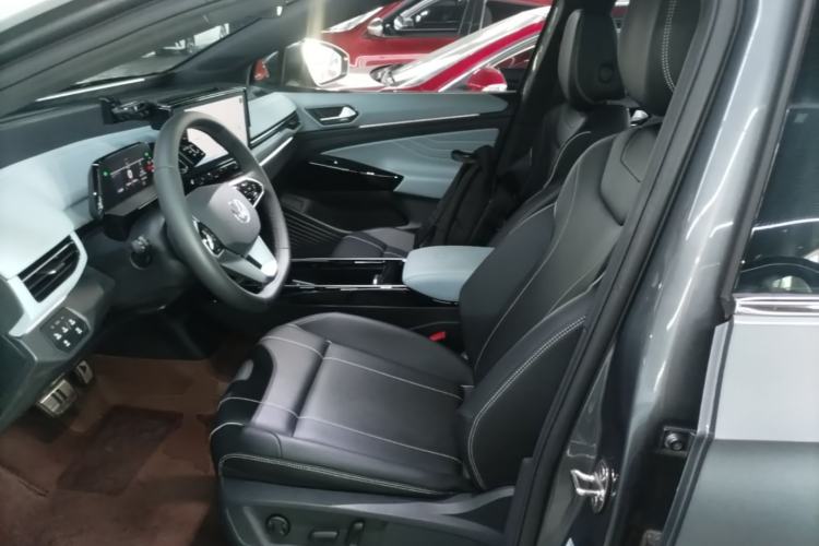Used Volkswagen ID.4 X 2024 Pure & Smart Edition Left Front Seat