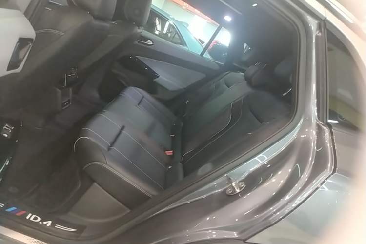 Used Volkswagen ID.4 X 2024 Pure & Smart Edition Left Rear Seat