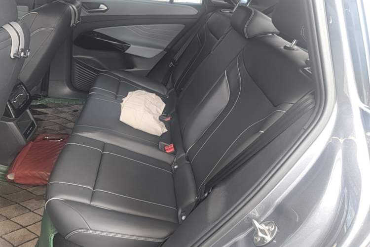 Used Volkswagen ID.4 X 2024 Pure & Smart Edition Left Rear Seat