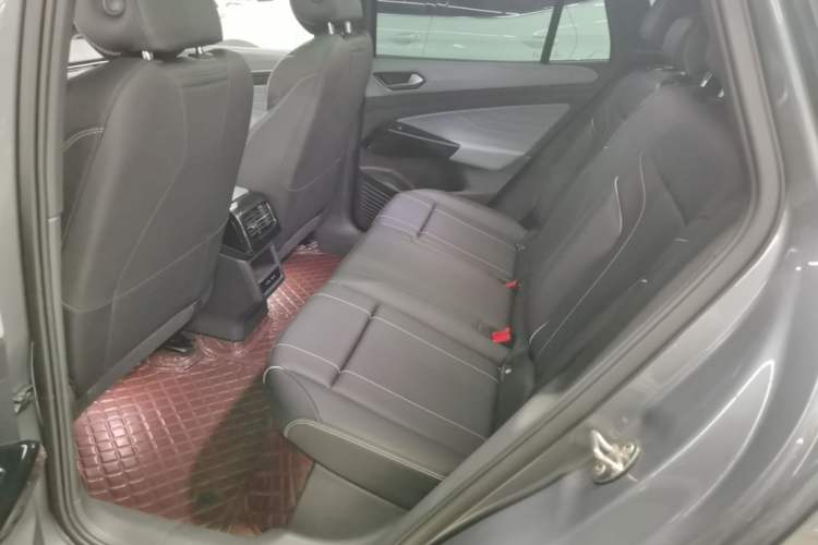 Used Volkswagen ID.4 X 2024 Pure & Smart Edition Left Rear Seat