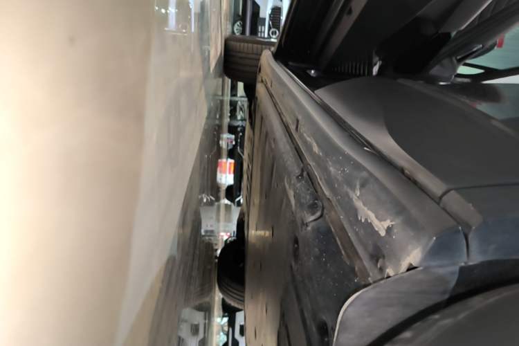 Used Volkswagen ID.4 X 2024 Pure & Smart Edition Left Side Sill