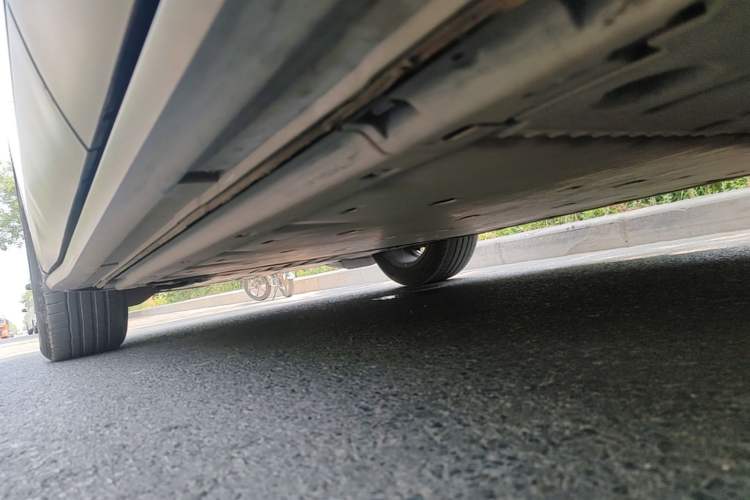 Used Volkswagen ID.4 X 2024 Pure & Smart Edition Left Side Sill