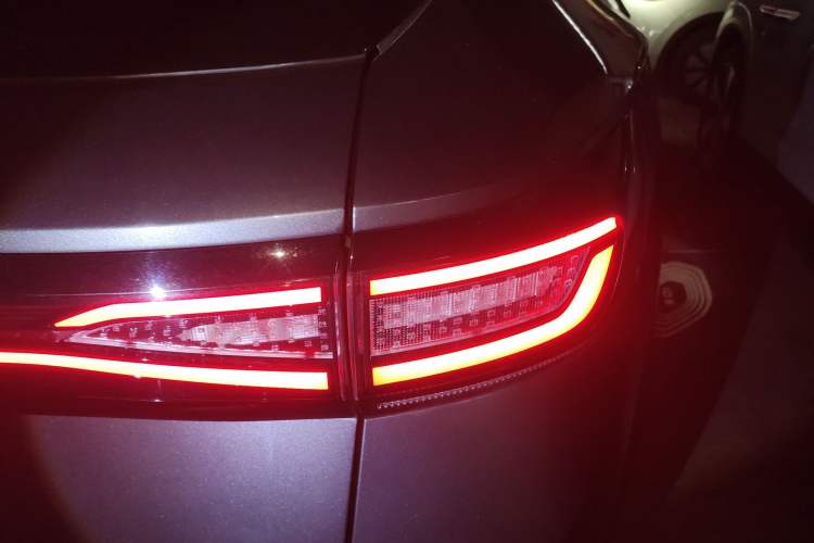 Used Volkswagen ID.4 X 2024 Pure & Smart Edition Right Rear Taillight