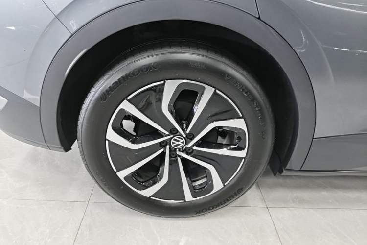 Used Volkswagen ID.4 X 2024 Pure & Smart Edition Right Rear Wheel Hub