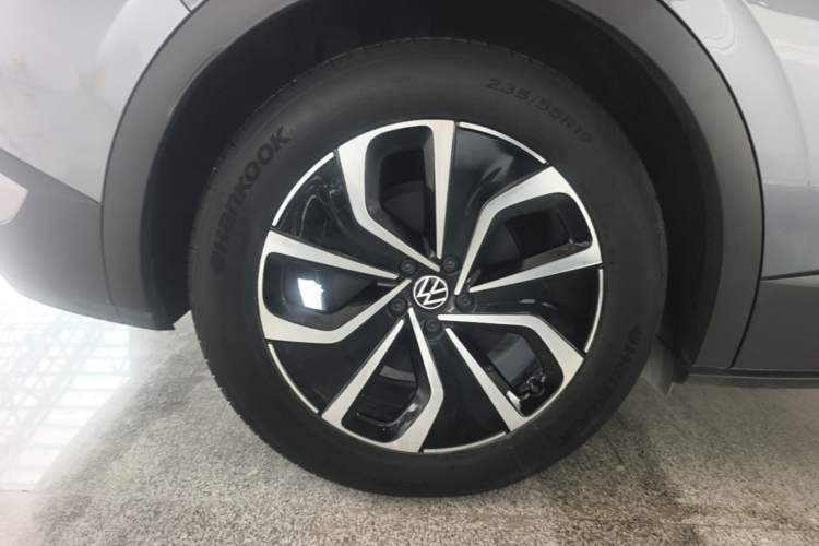 Used Volkswagen ID.4 X 2024 Pure & Smart Edition Right Rear Wheel Hub