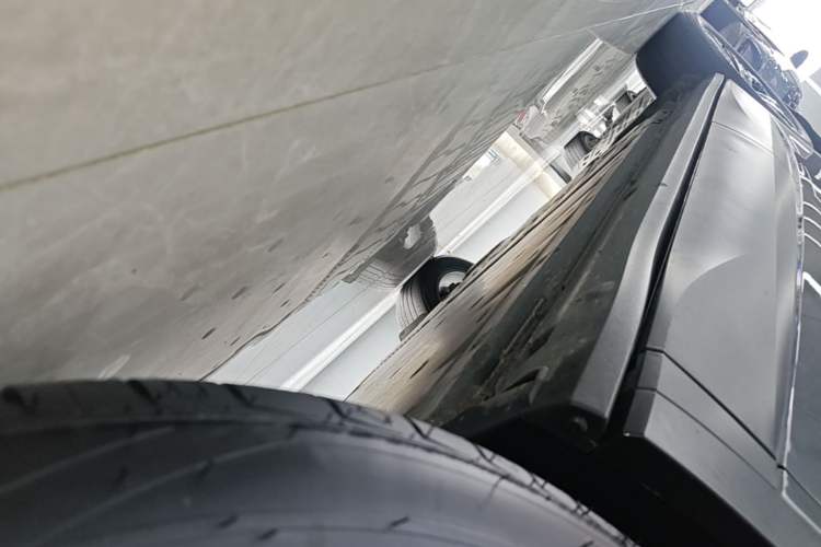 Used Volkswagen ID.4 X 2024 Pure & Smart Edition Right Side Sill