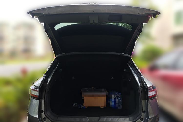 Used Volkswagen ID.4 X 2024 Pure & Smart Edition Trunk