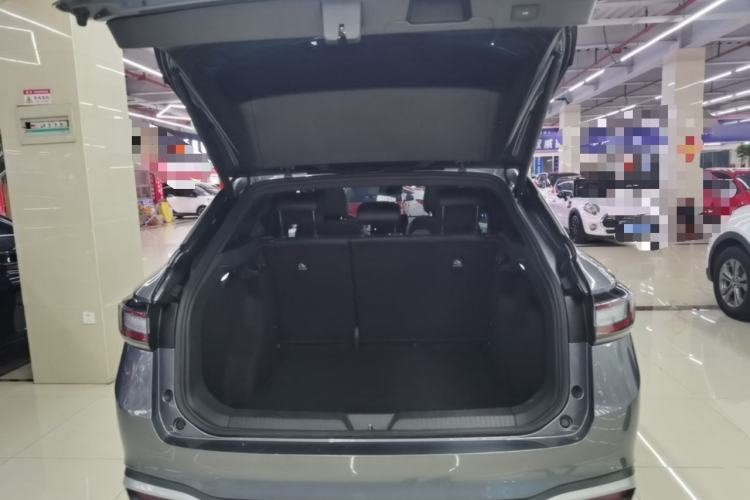 Used Volkswagen ID.4 X 2024 Pure & Smart Edition Trunk