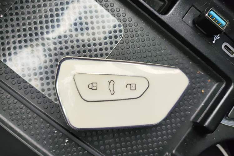Used Volkswagen ID.4 X 2024 Pure & Smart Edition Vehicle Key