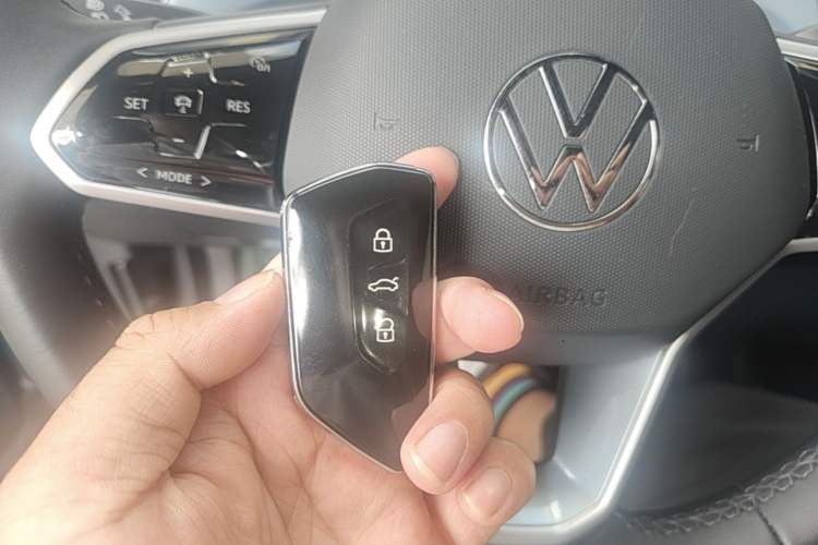 Used Volkswagen ID.4 X 2024 Pure & Smart Edition Vehicle Key