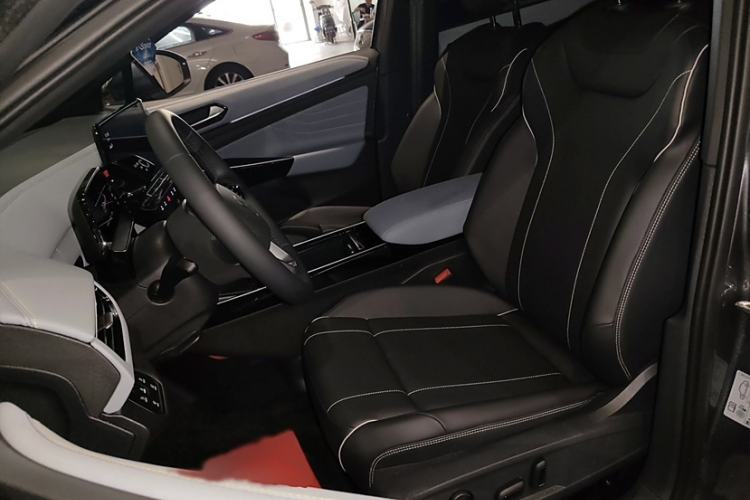 Used Volkswagen ID.4 X 2024 Pure & Smart Edition Interior 5