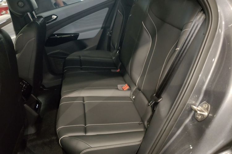 Used Volkswagen ID.4 X 2024 Pure & Smart Edition Interior 7