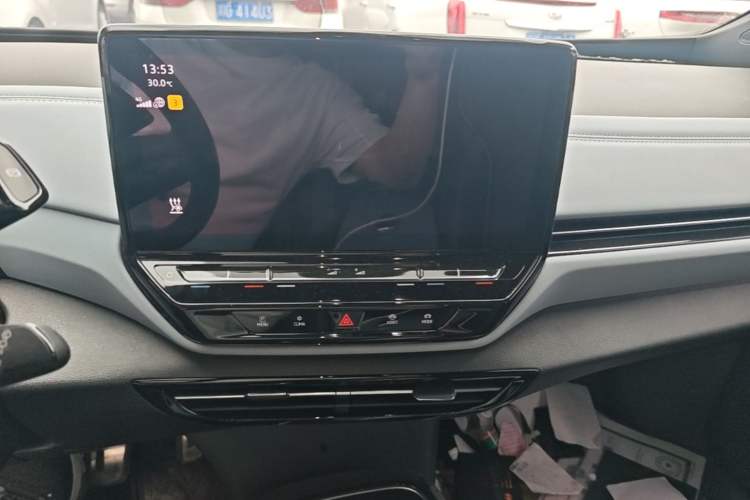 Used Volkswagen ID.4 X 2024 Pure & Smart Edition Audio And AC Panel