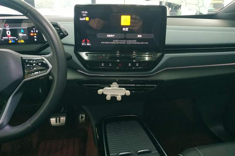 Used Volkswagen ID.4 X 2024 Pure & Smart Edition Audio And AC Panel