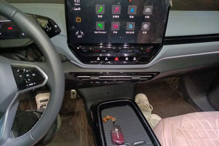 Used Volkswagen ID.4 X 2024 Pure & Smart Edition Audio And AC Panel