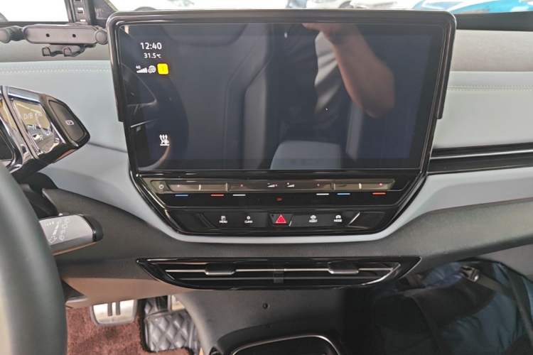 Used Volkswagen ID.4 X 2024 Pure & Smart Edition Audio And AC Panel