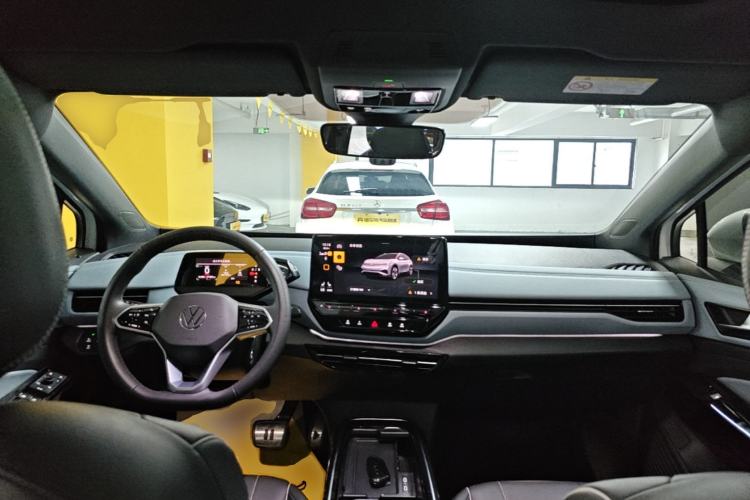 Used Volkswagen ID.4 X 2024 Pure & Smart Edition Center Console