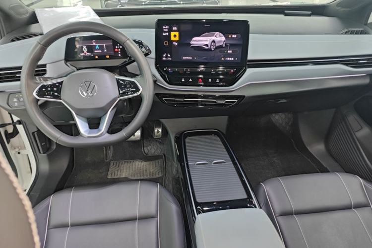 Used Volkswagen ID.4 X 2024 Pure & Smart Edition Center Console