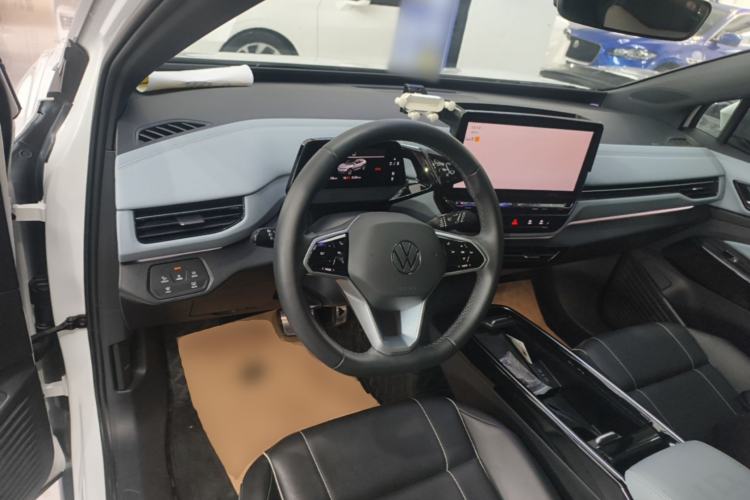Used Volkswagen ID.4 X 2024 Pure & Smart Edition Center Console