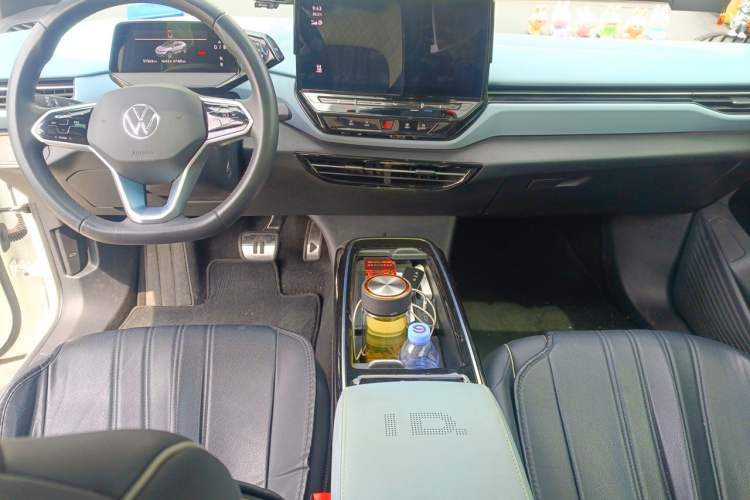 Used Volkswagen ID.4 X 2024 Pure & Smart Edition Center Console