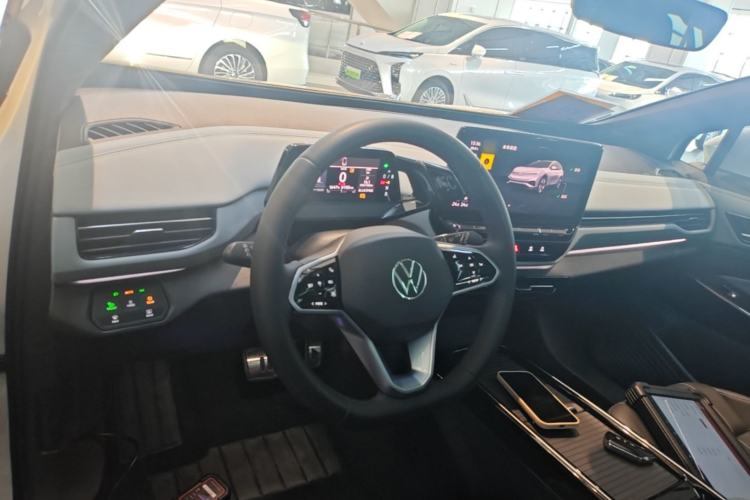 Used Volkswagen ID.4 X 2024 Pure & Smart Edition Center Console