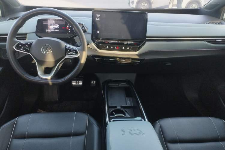 Used Volkswagen ID.4 X 2024 Pure & Smart Edition Center Console