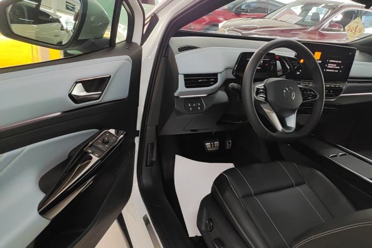 Used Volkswagen ID.4 X 2024 Pure & Smart Edition Driver Seat