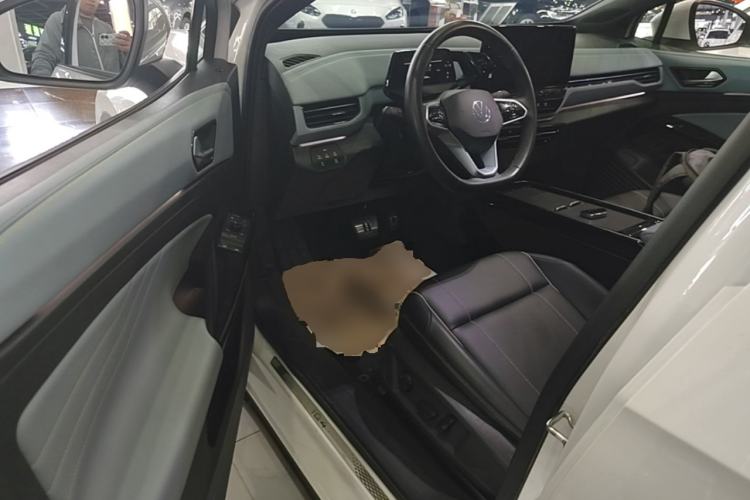 Used Volkswagen ID.4 X 2024 Pure & Smart Edition Driver Seat