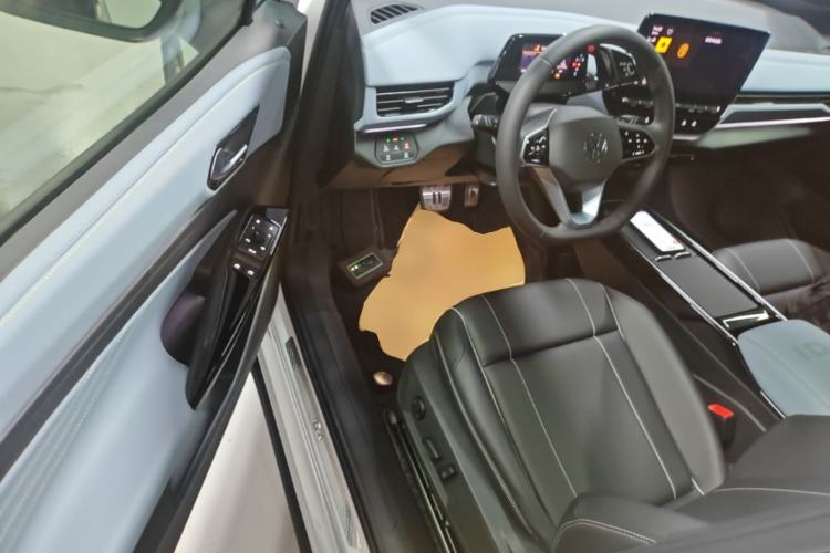 Used Volkswagen ID.4 X 2024 Pure & Smart Edition Driver Seat