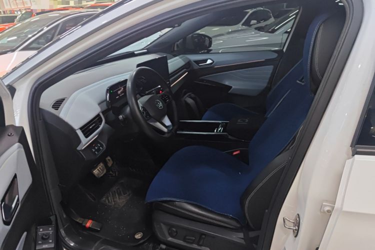 Used Volkswagen ID.4 X 2024 Pure & Smart Edition Driver Seat