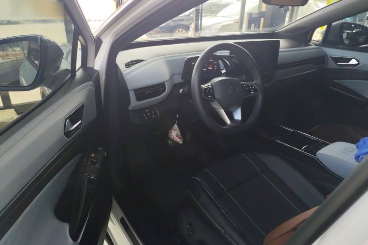Used Volkswagen ID.4 X 2024 Pure & Smart Edition Driver Seat