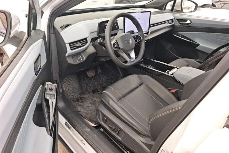 Used Volkswagen ID.4 X 2024 Pure & Smart Edition Driver Seat