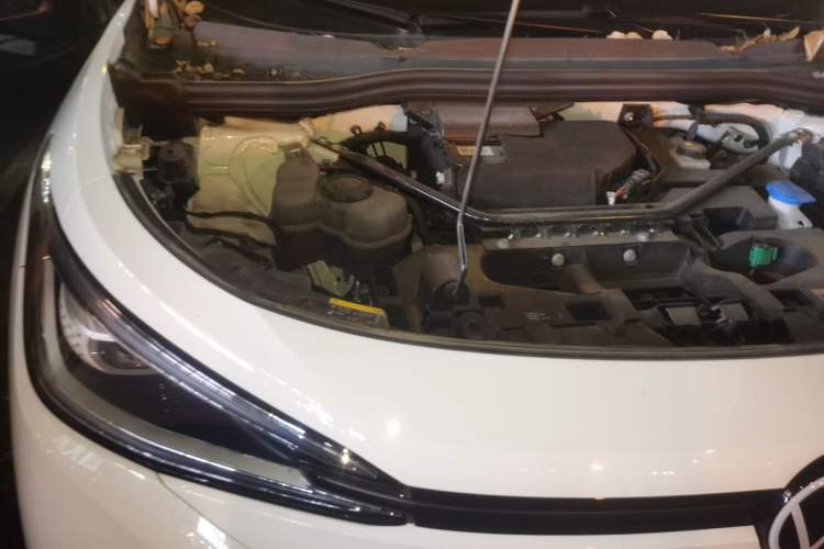 Used Volkswagen ID.4 X 2024 Pure & Smart Edition Engine Bay Right