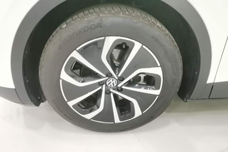Used Volkswagen ID.4 X 2024 Pure & Smart Edition Exterior 4
