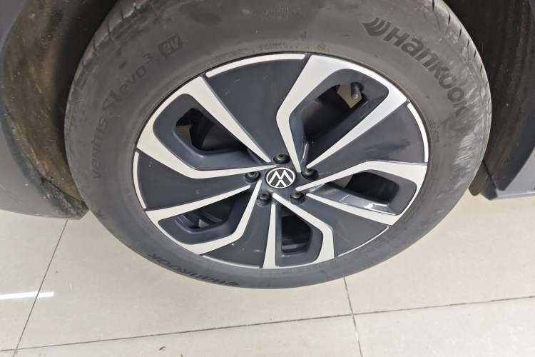 Used Volkswagen ID.4 X 2024 Pure & Smart Edition Exterior 4