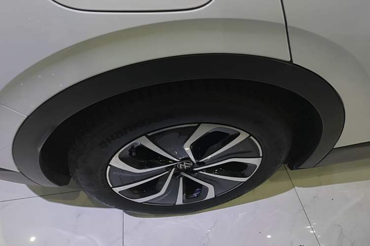Used Volkswagen ID.4 X 2024 Pure & Smart Edition Exterior 5