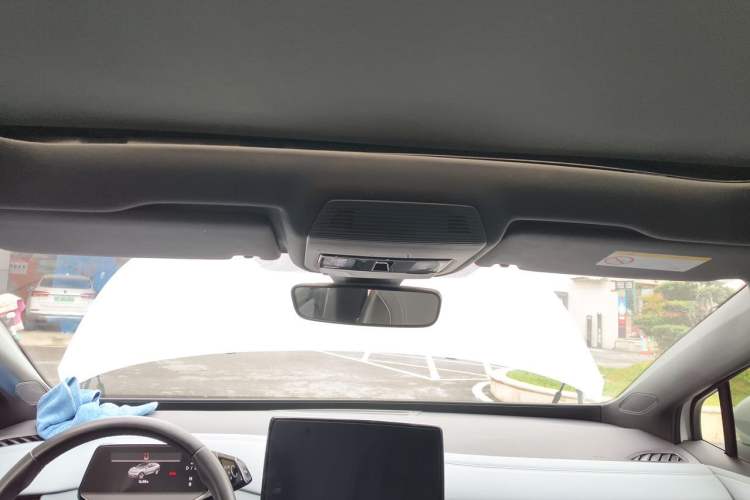 Used Volkswagen ID.4 X 2024 Pure & Smart Edition Headliner