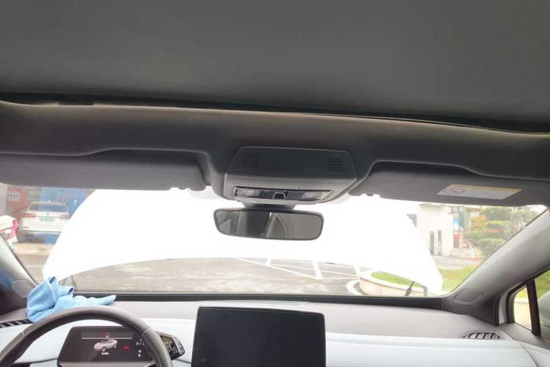 Used Volkswagen ID.4 X 2024 Pure & Smart Edition Headliner