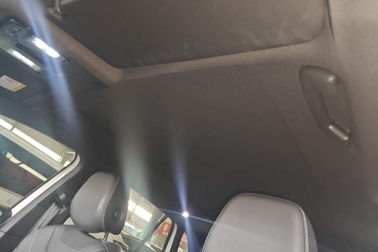 Used Volkswagen ID.4 X 2024 Pure & Smart Edition Headliner