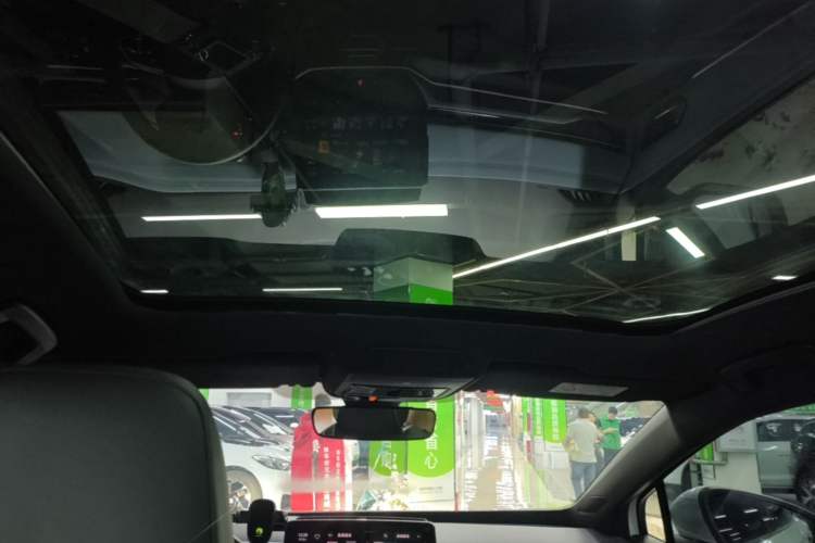 Used Volkswagen ID.4 X 2024 Pure & Smart Edition Headliner