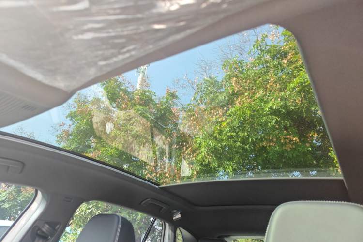 Used Volkswagen ID.4 X 2024 Pure & Smart Edition Headliner