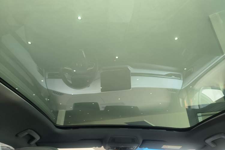 Used Volkswagen ID.4 X 2024 Pure & Smart Edition Headliner