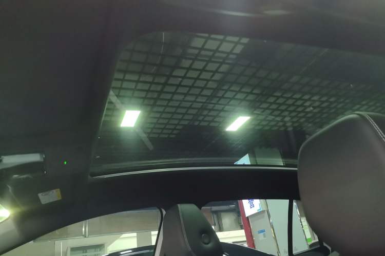 Used Volkswagen ID.4 X 2024 Pure & Smart Edition Headliner