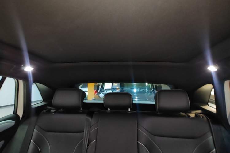 Used Volkswagen ID.4 X 2024 Pure & Smart Edition Headliner