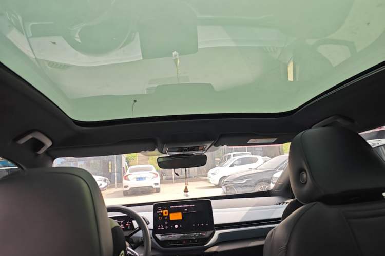 Used Volkswagen ID.4 X 2024 Pure & Smart Edition Headliner