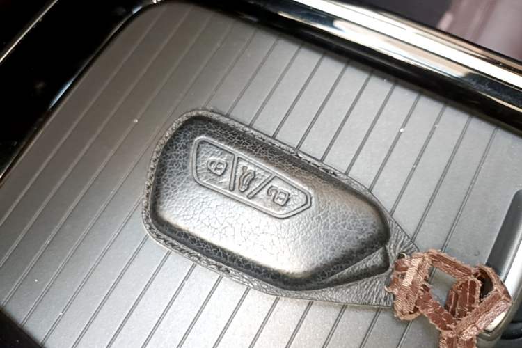 Used Volkswagen ID.4 X 2024 Pure & Smart Edition Interior 1