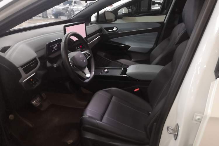 Used Volkswagen ID.4 X 2024 Pure & Smart Edition Interior 1