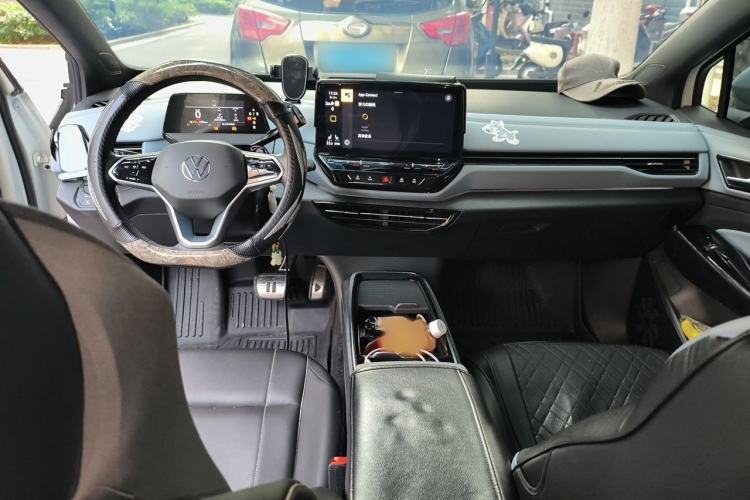 Used Volkswagen ID.4 X 2024 Pure & Smart Edition Interior 2