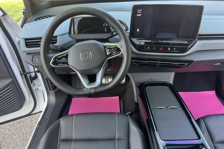 Used Volkswagen ID.4 X 2024 Pure & Smart Edition Interior 2