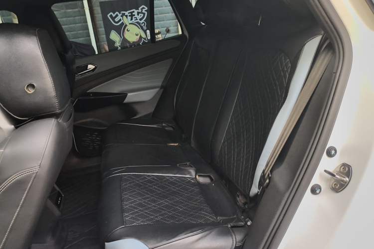 Used Volkswagen ID.4 X 2024 Pure & Smart Edition Interior 4